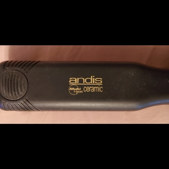 ANDIS HAIR CERAMIC FLAT IRON - Picture 2 of 7